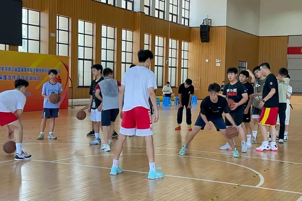 篮球运动的训练方法包括_1